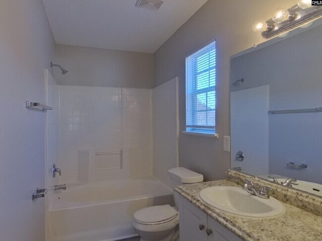 Building Photo - 2000 Lake Carolina Dr