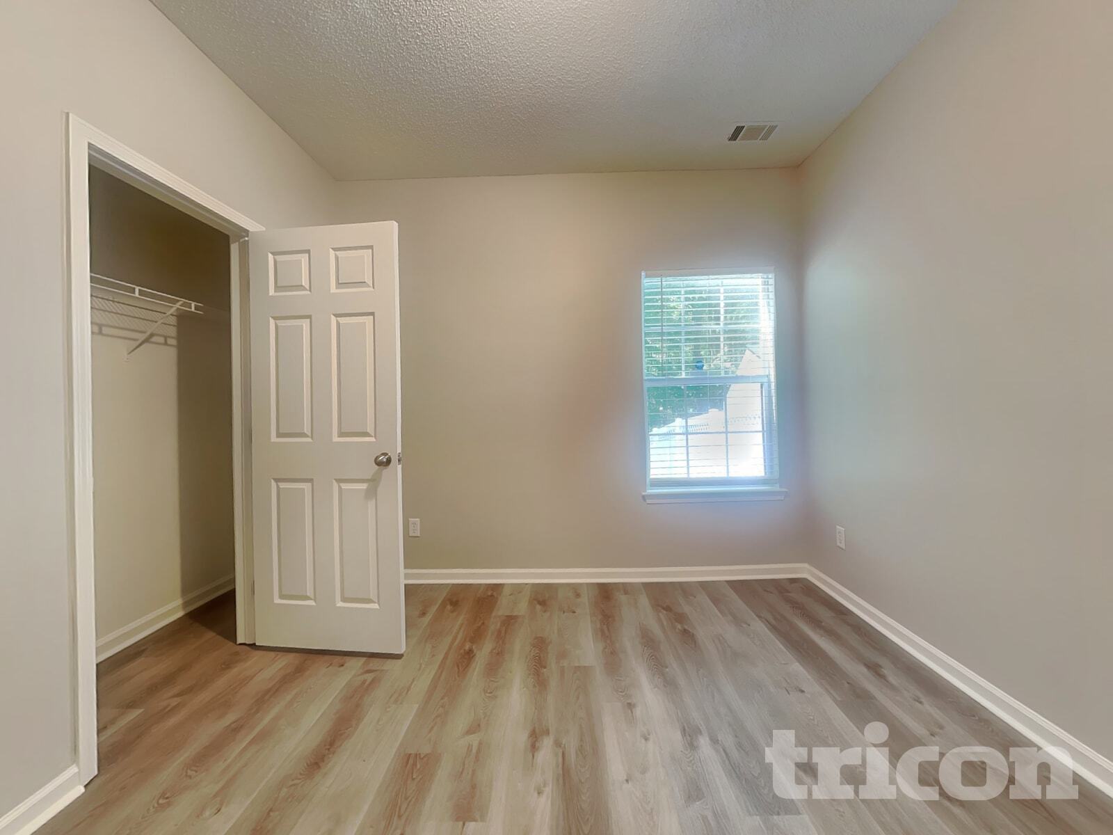 Building Photo - 222 Southwind Ln