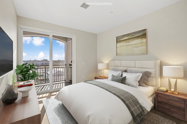 master with balcony - 18 Artisan Dr