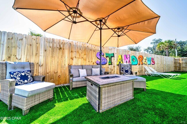 Building Photo - 2615 W 11th St