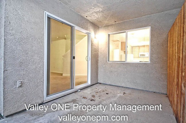 Building Photo - 1120 E Monte Vista Ave, Turlock, CA 95382