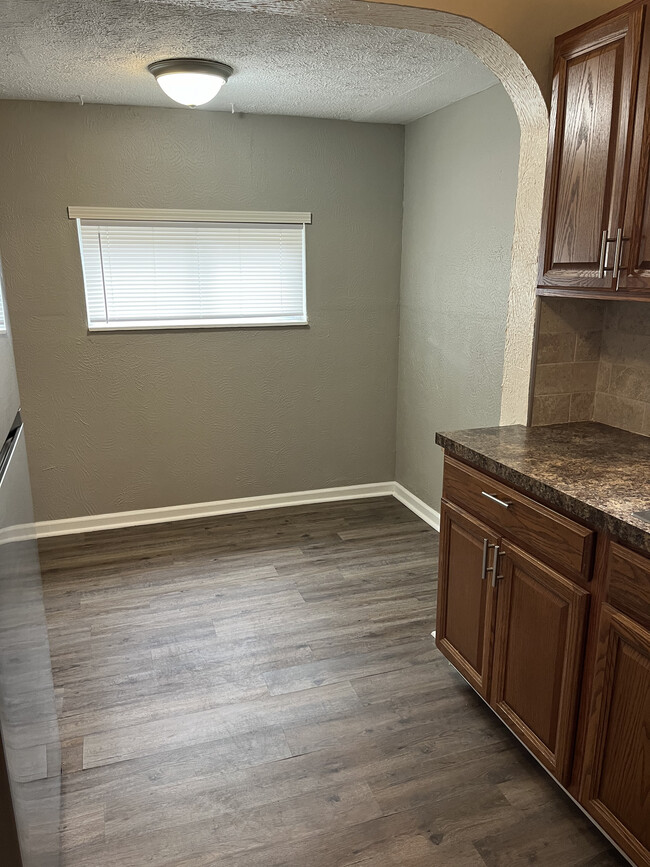 Building Photo - 1670 3rd St