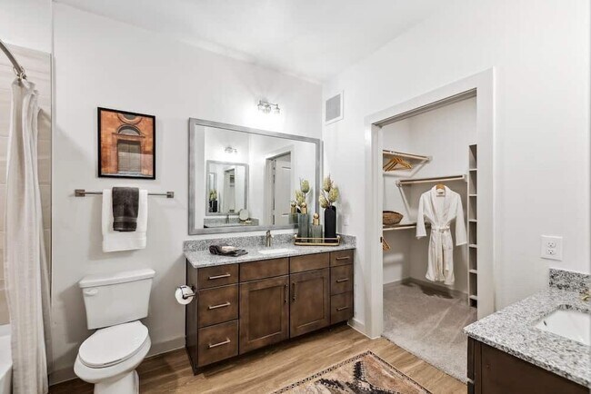 Building Photo - Don’t Miss Out | 6 Weeks Free + Prime Location!