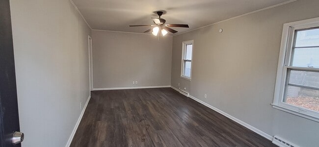 Building Photo - 1211 S 24th St