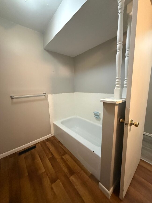 Building Photo - Location! Location! This super cute 3 bedroom 2 full bathroom 2 car garage home with a bonus Room...