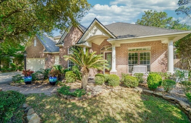 Building Photo - 94 E Fairbranch Cir