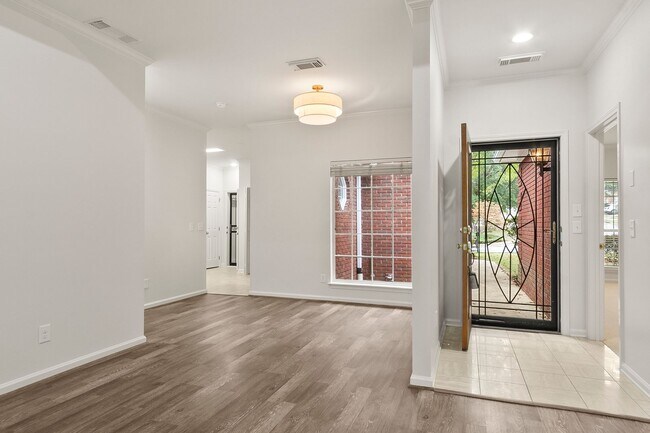 Building Photo - Verner School Zone - Fox Ridge Subdivision