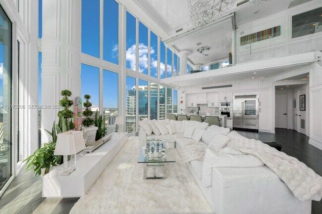 Building Photo - 888 Biscayne Blvd