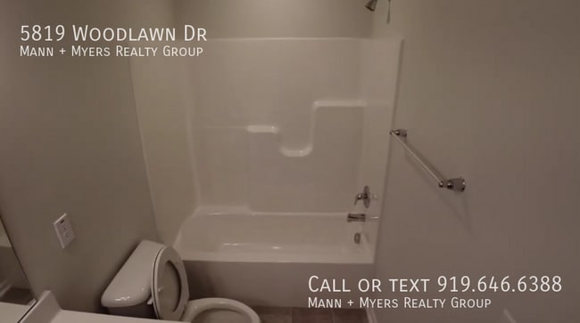 Building Photo - 5819 Woodlawn Dr