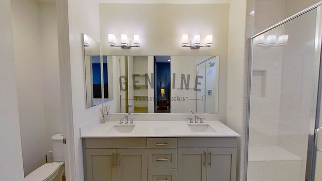 Building Photo - Coming Soon: Beautifully Furnished 3Bd 3.5Ba Condo in Costa Mesa