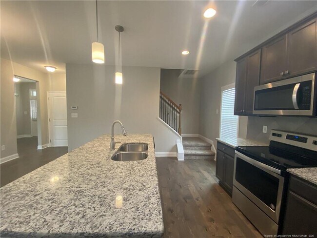 Building Photo - 3028 N Kilchattan Dr