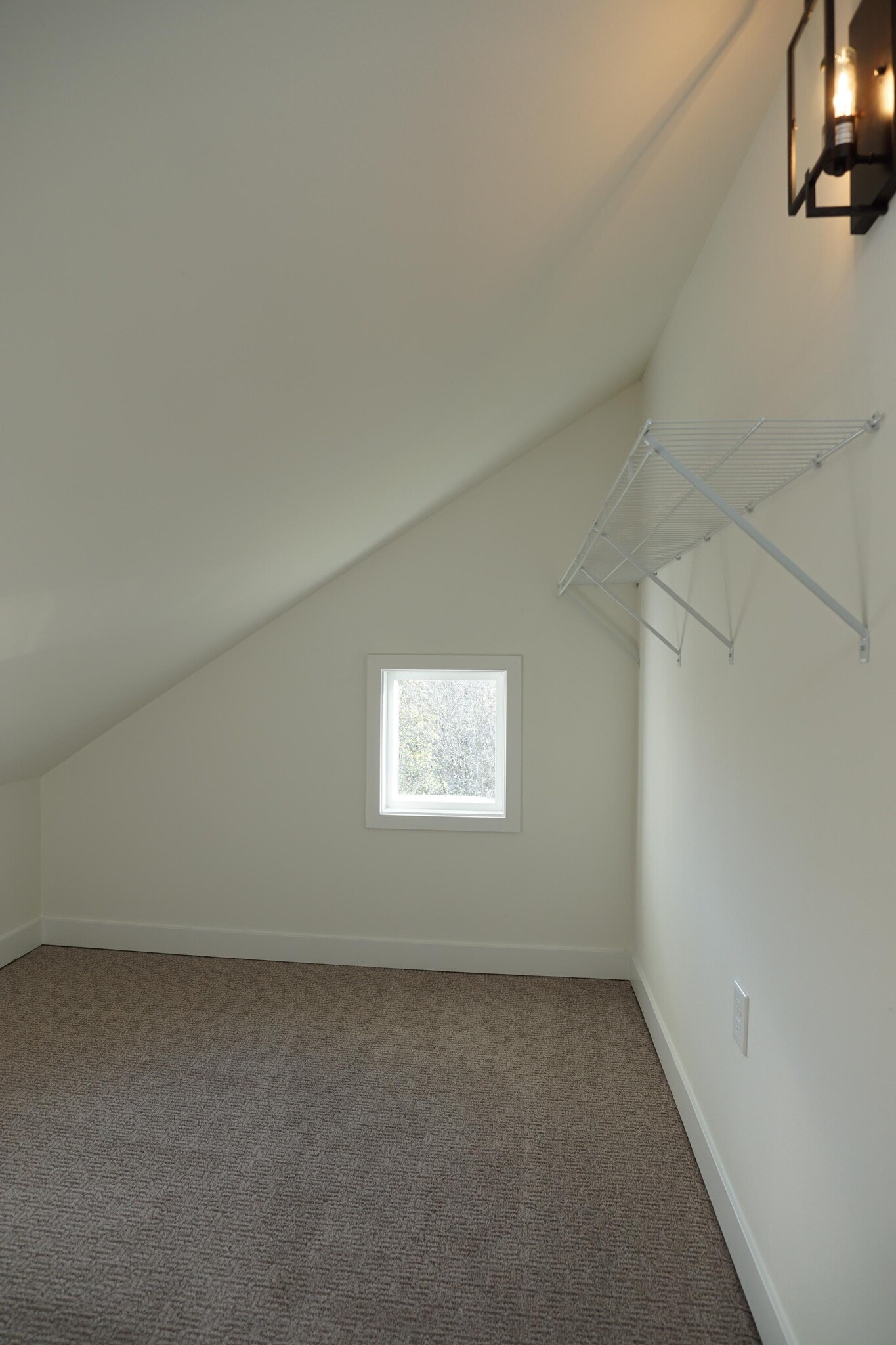 Building Photo - 2922 S Adams St