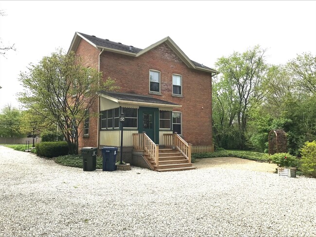 Building Photo - 1309 Oswego Rd