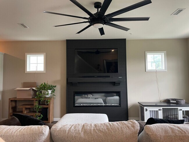 Building Photo - Luxury New Construction Townhome in Lime Spring Village 3 Bedroom 2.5 Bathroom