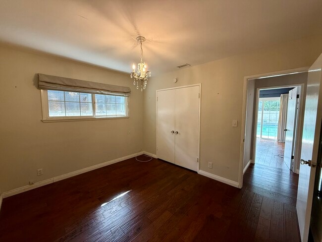 Building Photo - 16412 Bahama St