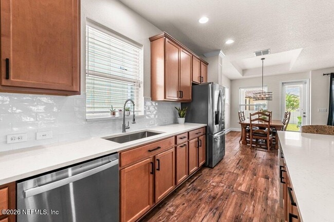 Building Photo - 131 Paradise Valley Dr