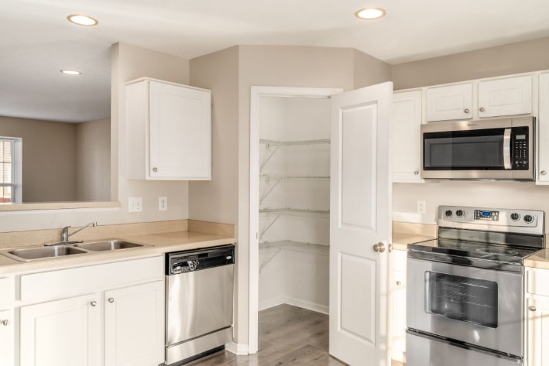 Building Photo - 6551 Crab Apple Dr