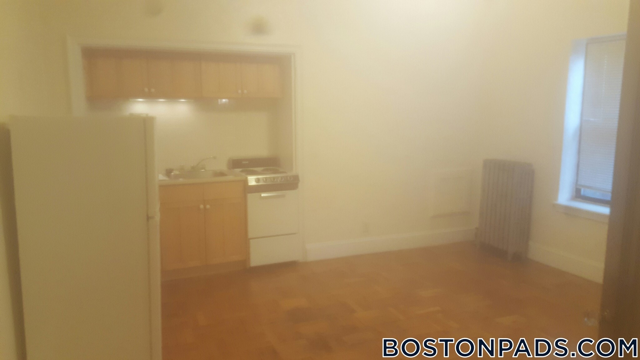 Building Photo - 2 Elmwood Ave