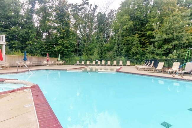 Building Photo - The Vue at Rivertown Park Townhomes