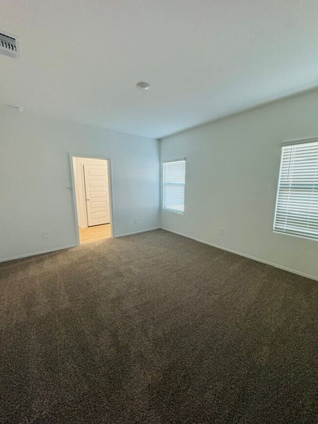 Building Photo - Marana- 3 bedroom/ 2 bathroom BRAND NEW HOME!