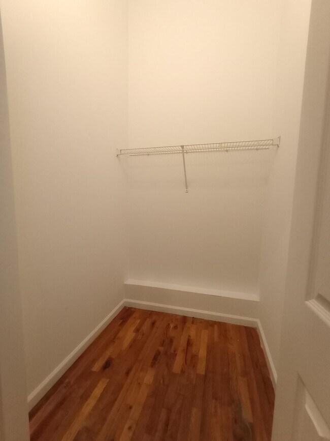 Building Photo - 2304 Gravier St