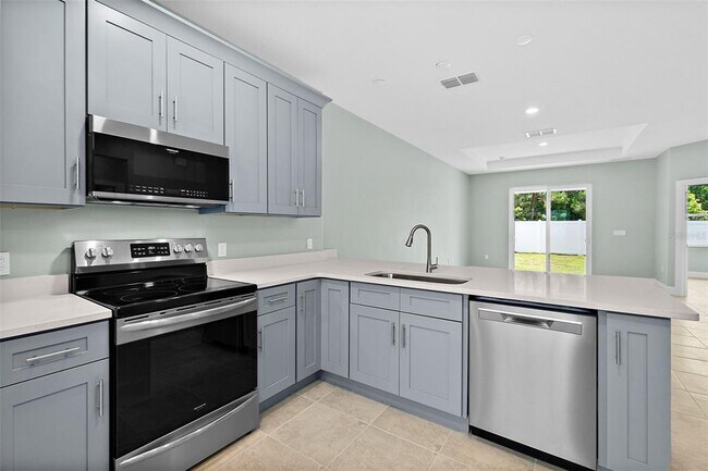 Building Photo - 13 Karas Trail