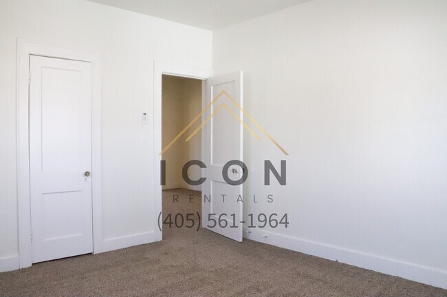 Building Photo - 3145 NW 14th St