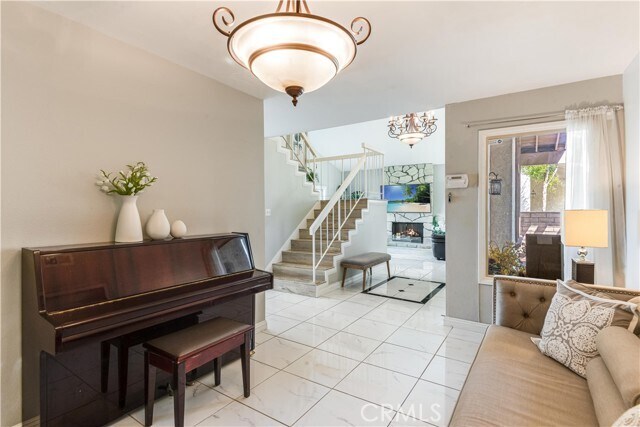 Building Photo - 3019 Carolwood Ln