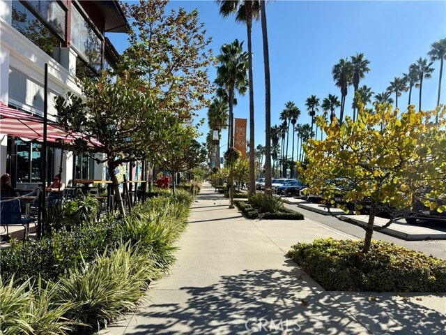 Building Photo - 9116 Marina Pacifica Dr N