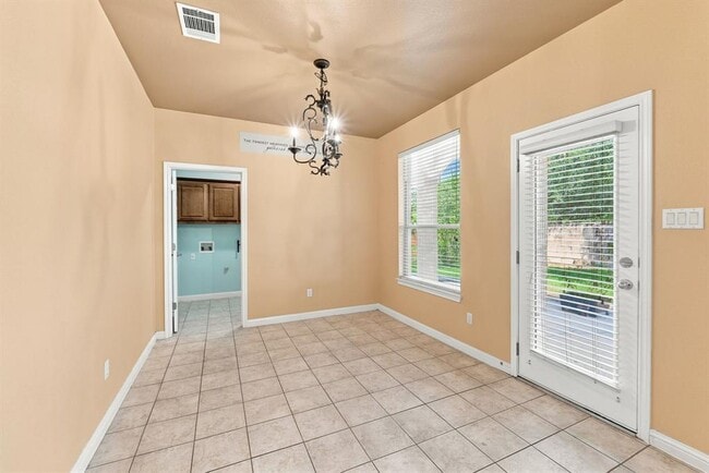 Building Photo - 2909 Arbor Ct