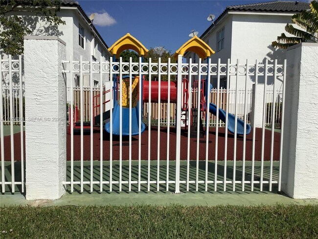 Building Photo - 5460 NW 107th Ave