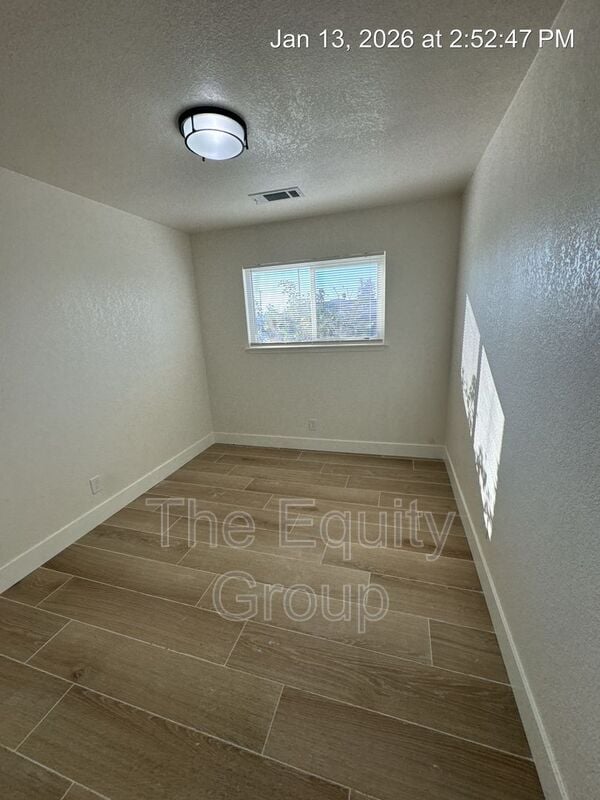 Building Photo - 4344 W La Vida Ave