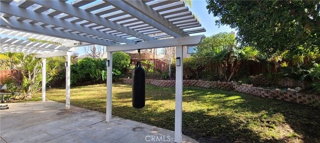 Building Photo - 2563 Gilbert Ave