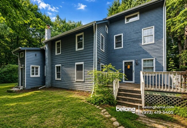 Building Photo - 8 McCroy Dr