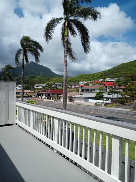 Primary Photo - 5 Keolu Dr