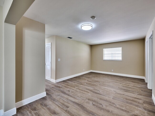 Building Photo - 2081 SW 13th Terrace