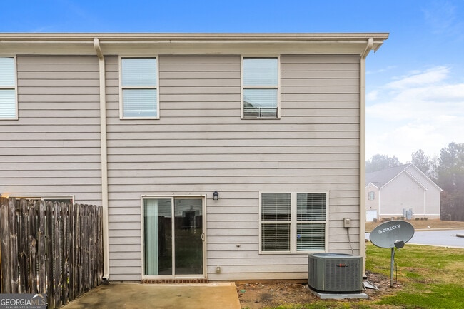 Building Photo - 1603 Iris Walk