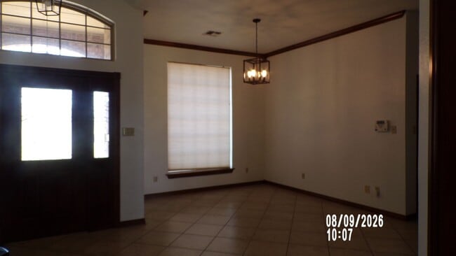 Building Photo - 114 Sandy Trail Cir