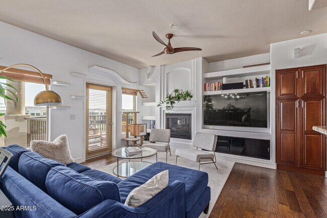 Building Photo - 5450 E Deer Valley Dr