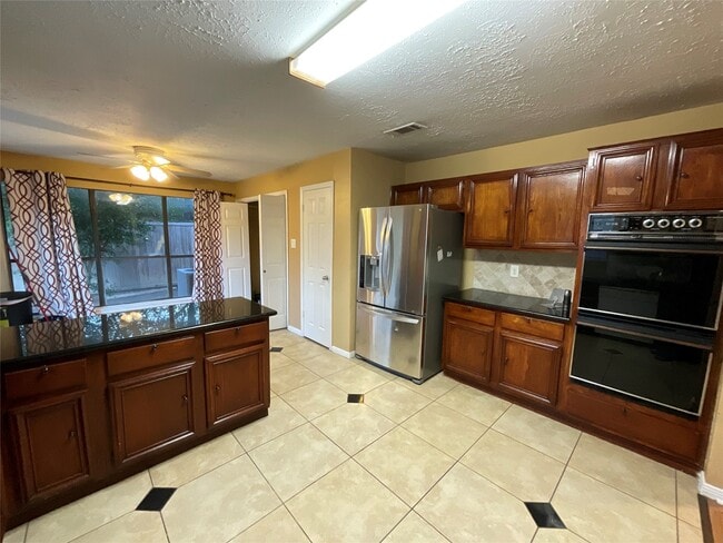 Building Photo - 3103 Ashford Bend Dr