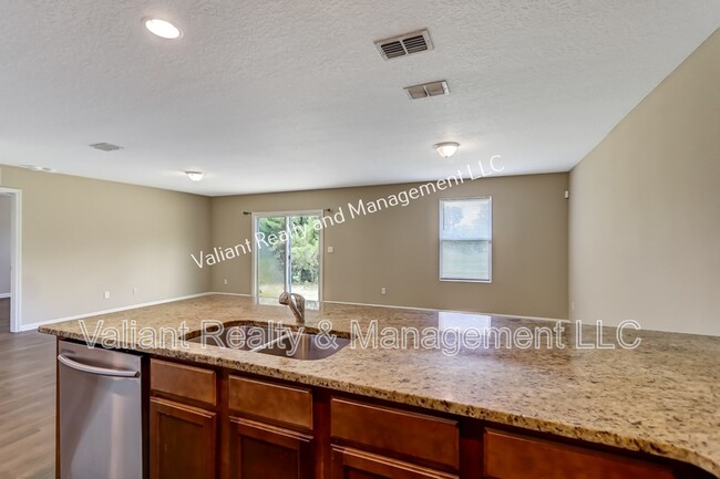 Building Photo - 8151 Lanette St