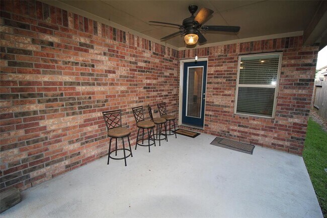 Building Photo - 18768 Kelly Meadows Ln