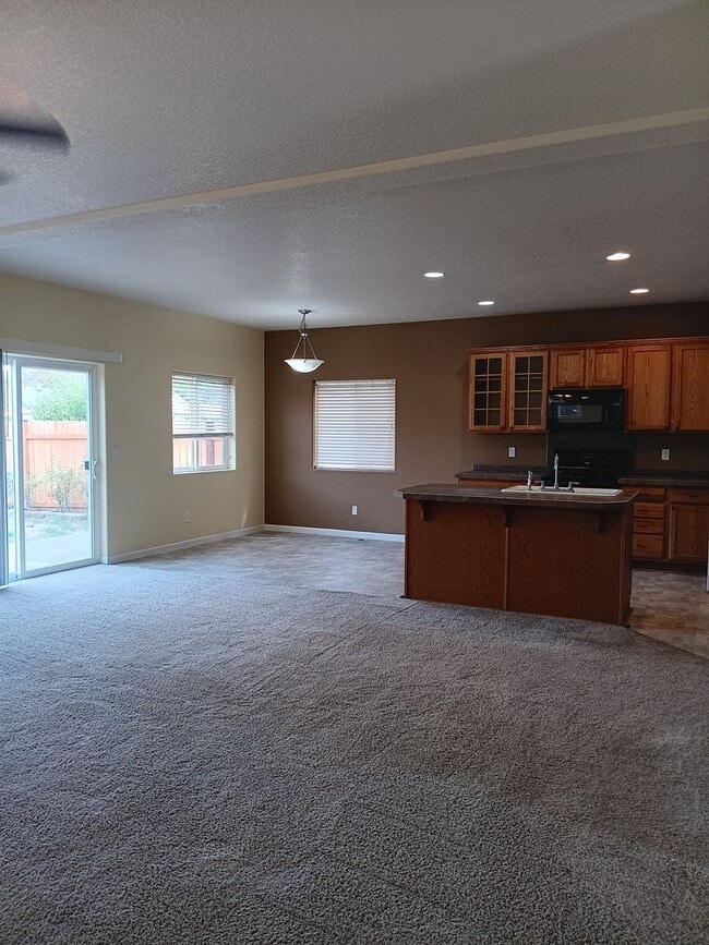 Building Photo - Make This Stunning Independence House Your...