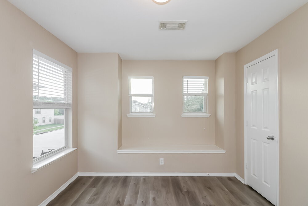Building Photo - 16406 Chandler Ridge Ln