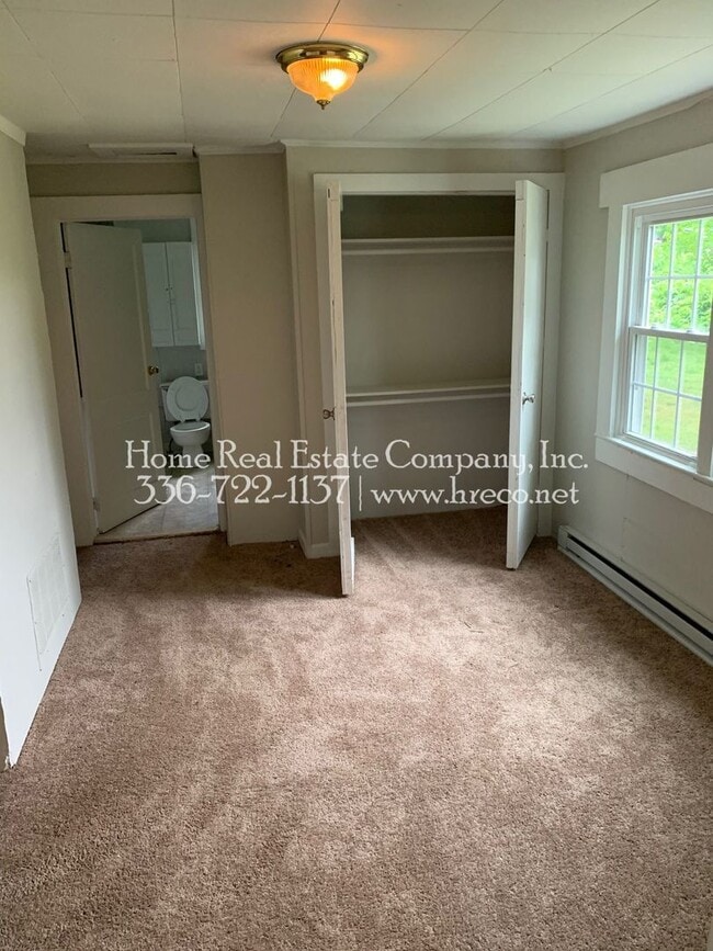 Building Photo - 2616 Machine St