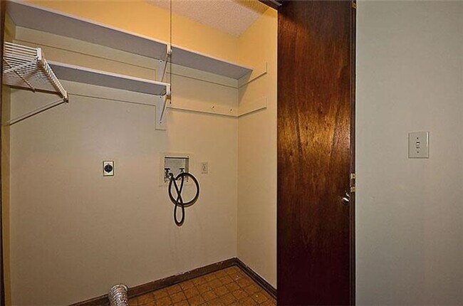 Building Photo - COMING SOON!! Large home in the Newmark and Staley Area