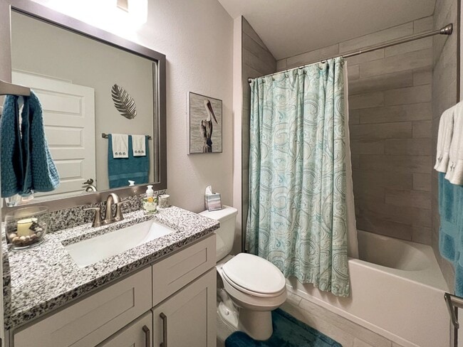 Building Photo - Immaculate 4BR/2BA New Construction Home i...
