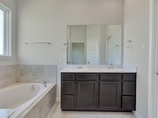 Building Photo - 2003 Granite Park Ln