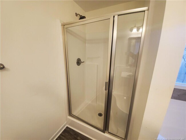 Building Photo - 1717 Cherrypoint Dr