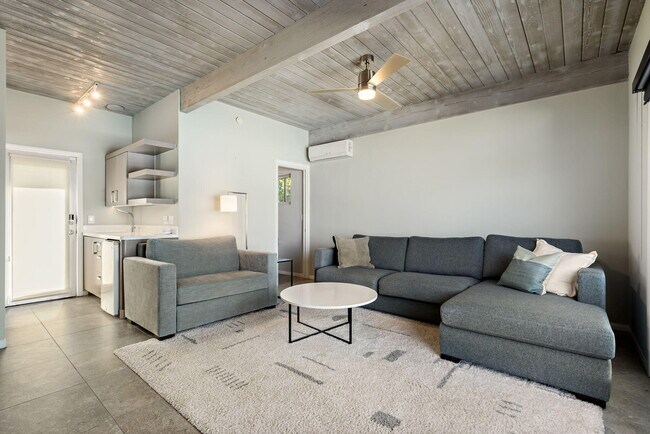 Building Photo - 1155 E Paseo El Mirador